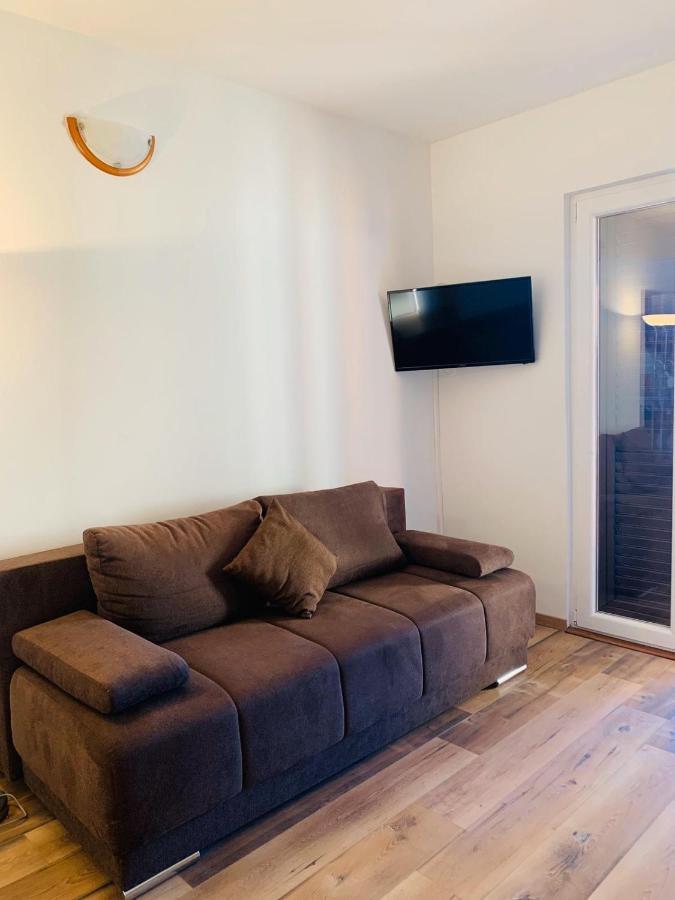 Apartmani Svemir Drage Exterior photo